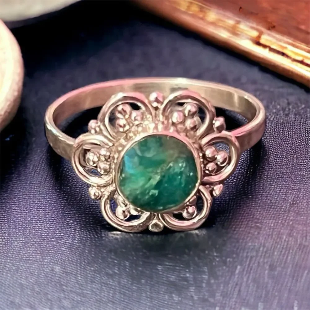 Genuine Emerald Filigree Sterling Silver Ring Size 8 Artisan Made